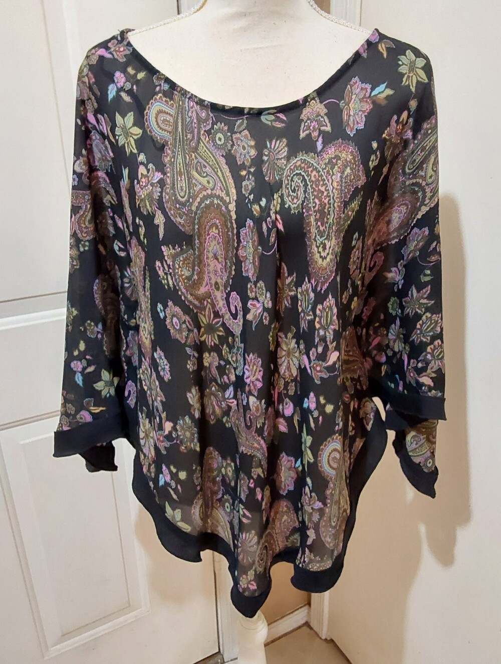 🌺 Like New Motherhood Maternity Paisley Tunic Blouse